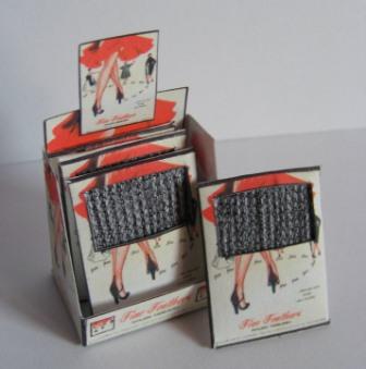 STOCKING DISPLAY BOX STOCKING DISPLAY BOX